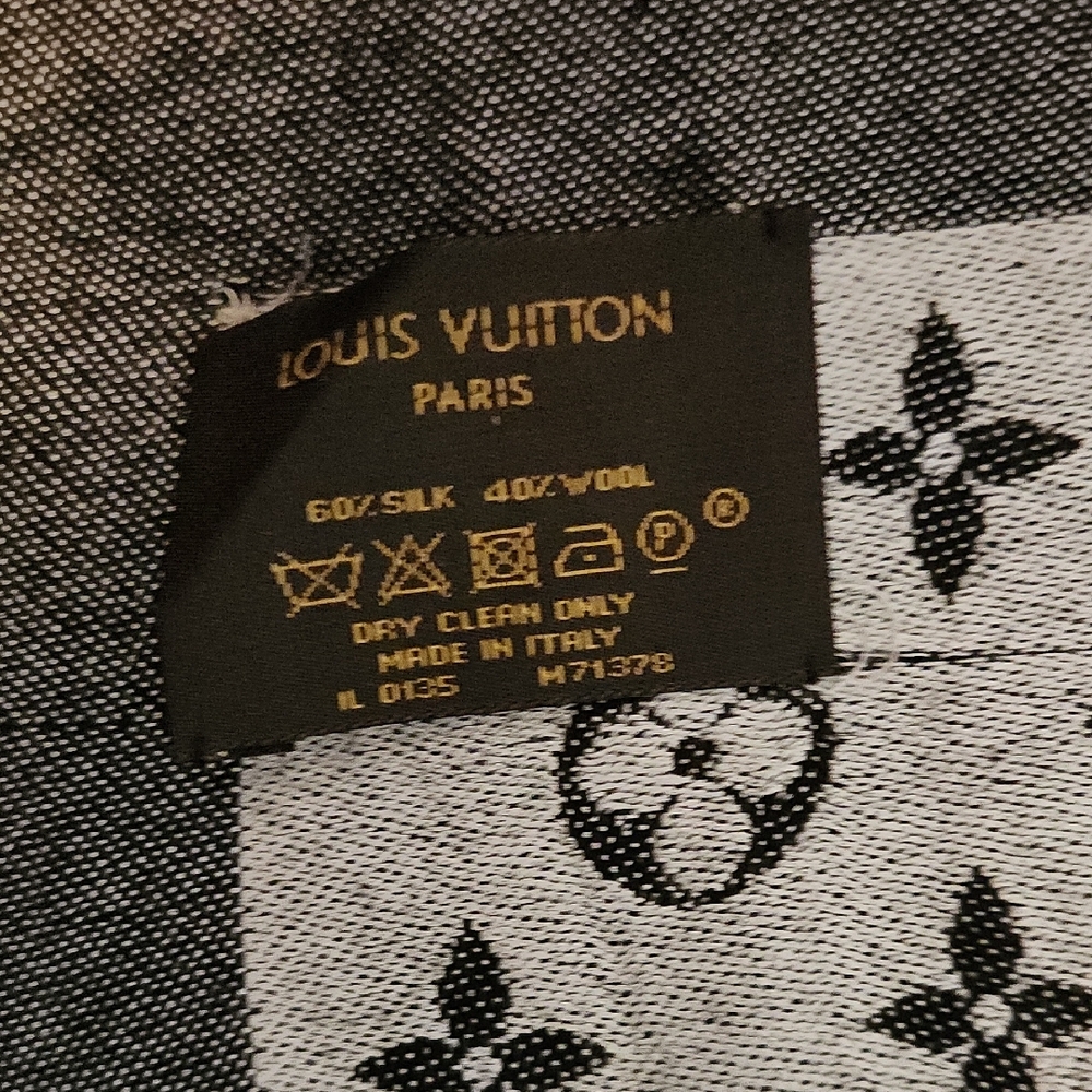 Louis Vuitton Monogram Wool+Silk Scarf/Shawl in Charcol, Silver & Light Grey - Picture 9 of 11